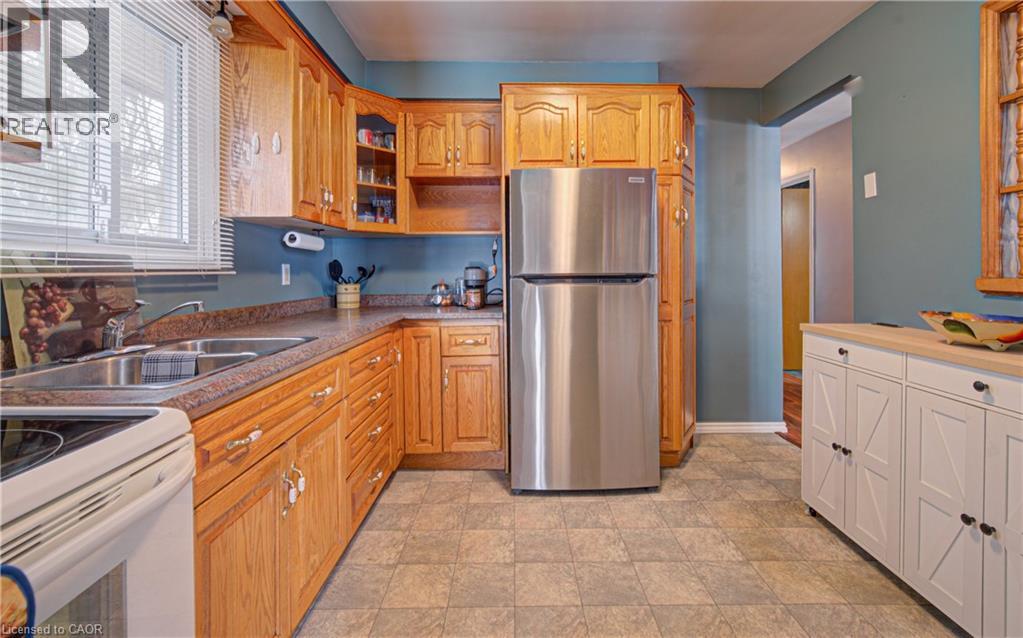 10 South Street, Cambridge, Ontario N1R 2N5 - Photo 11 - 40812634