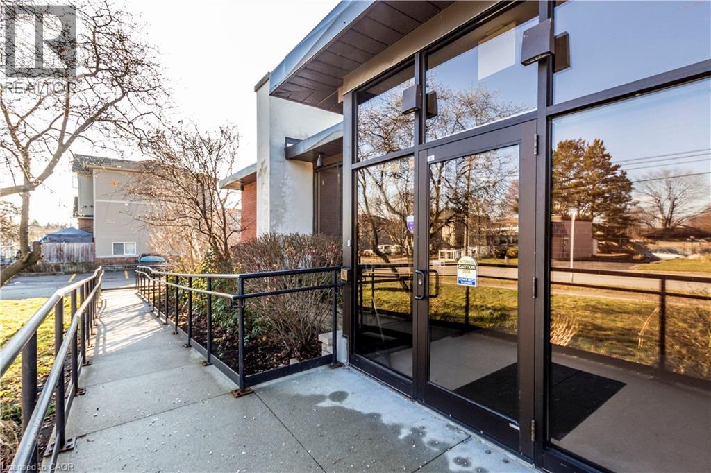 275 Lawrence Avenue Unit# 6, Kitchener, Ontario  N2M 1Y3 - Photo 1 - 40812596