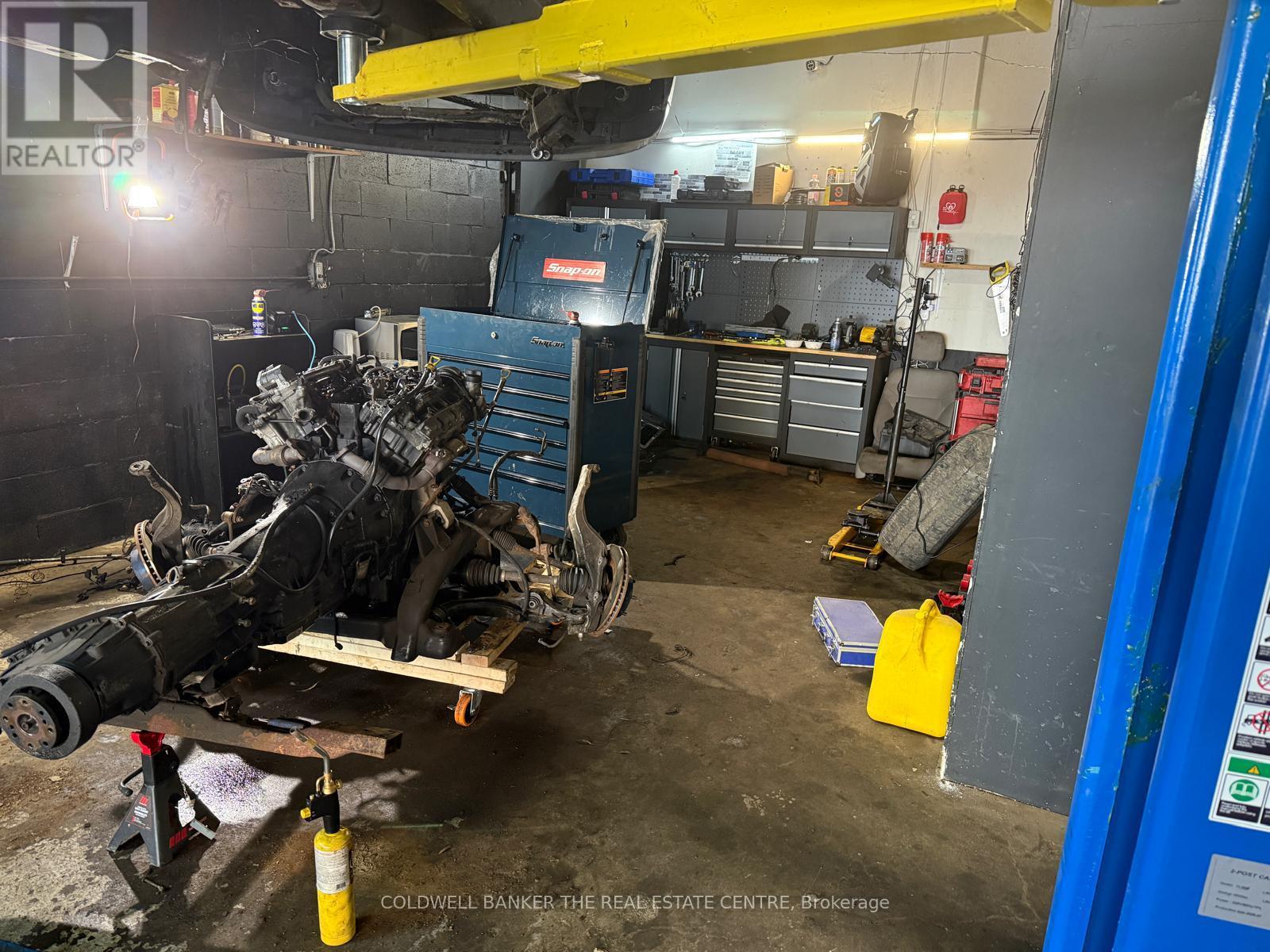 45 IRON STREET, Toronto, Ontario