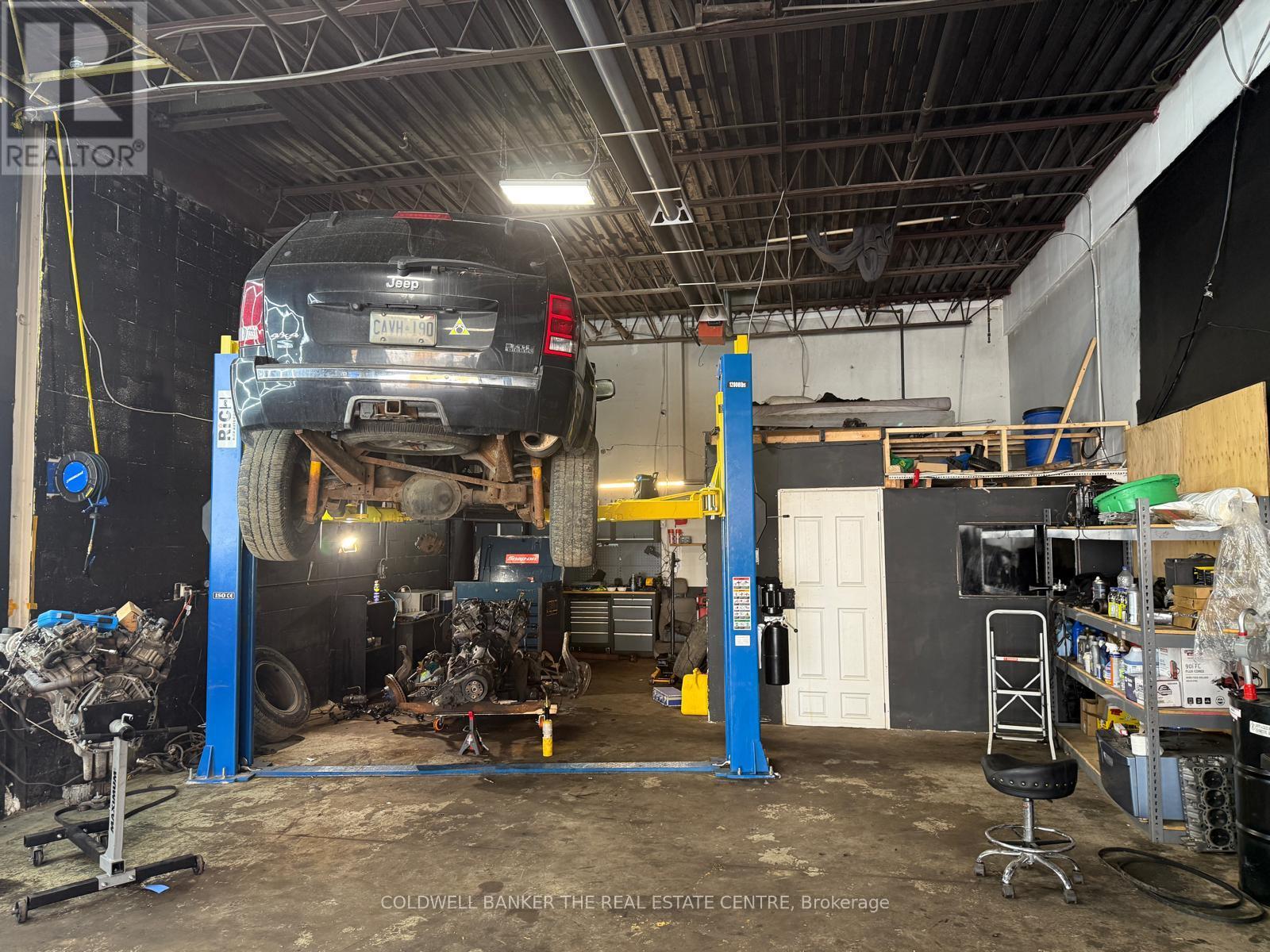 45 Iron Street, Toronto, Ontario  M9W 1H1 - Photo 14 - W12888542