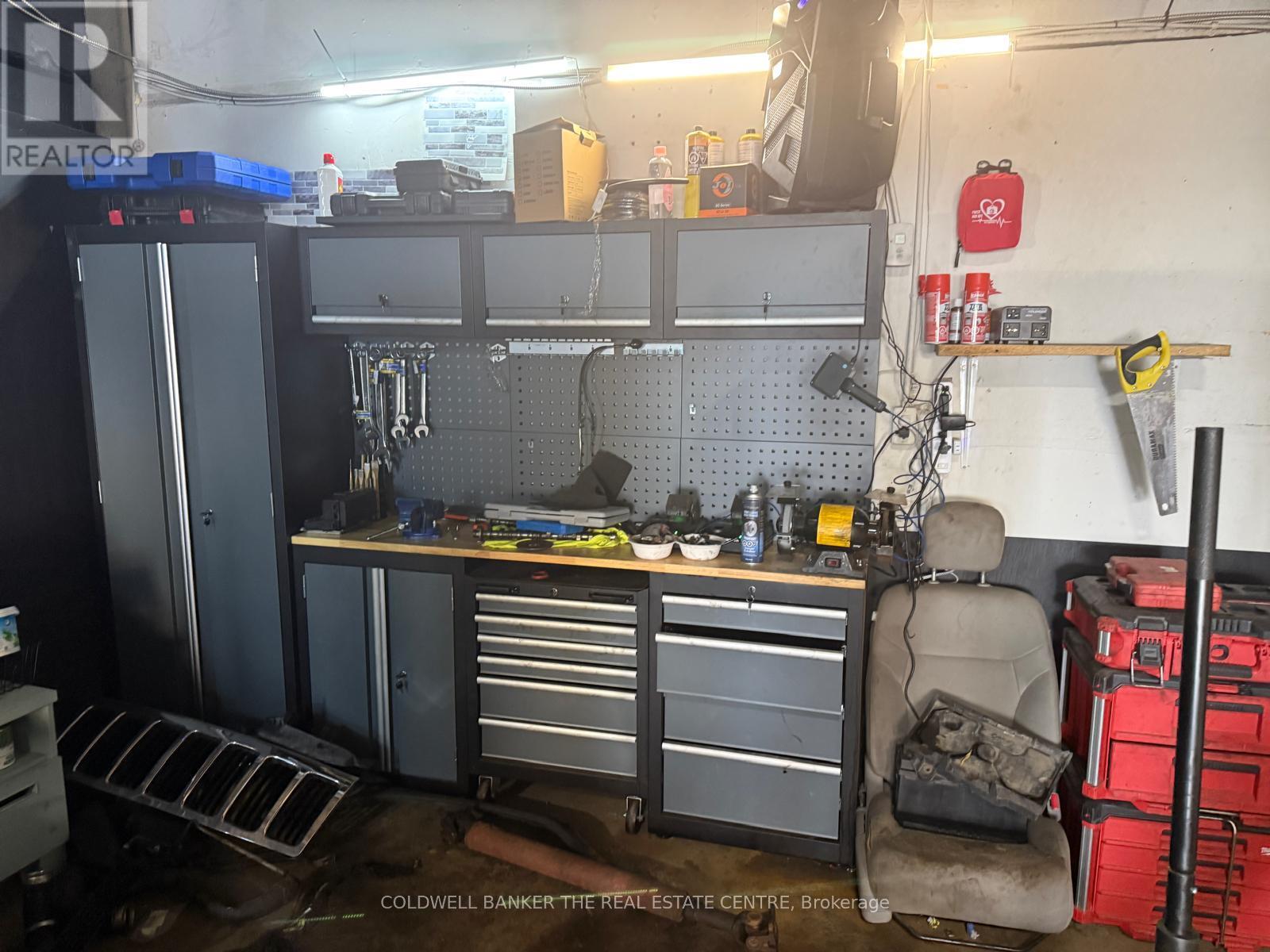 45 Iron Street, Toronto, Ontario  M9W 1H1 - Photo 3 - W12888542