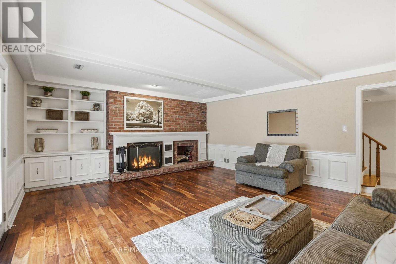 1995 Kerns Road, Burlington, Ontario  L7P 3J2 - Photo 28 - W12888578