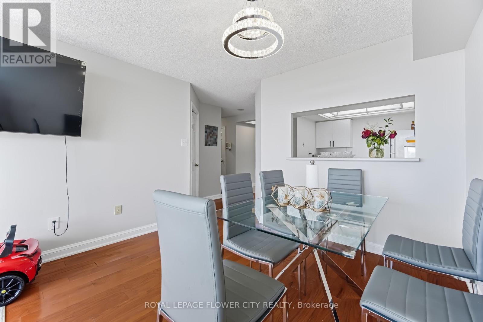 2103 - 22 Hanover Road, Brampton, Ontario  L6S 5K7 - Photo 31 - W12888586