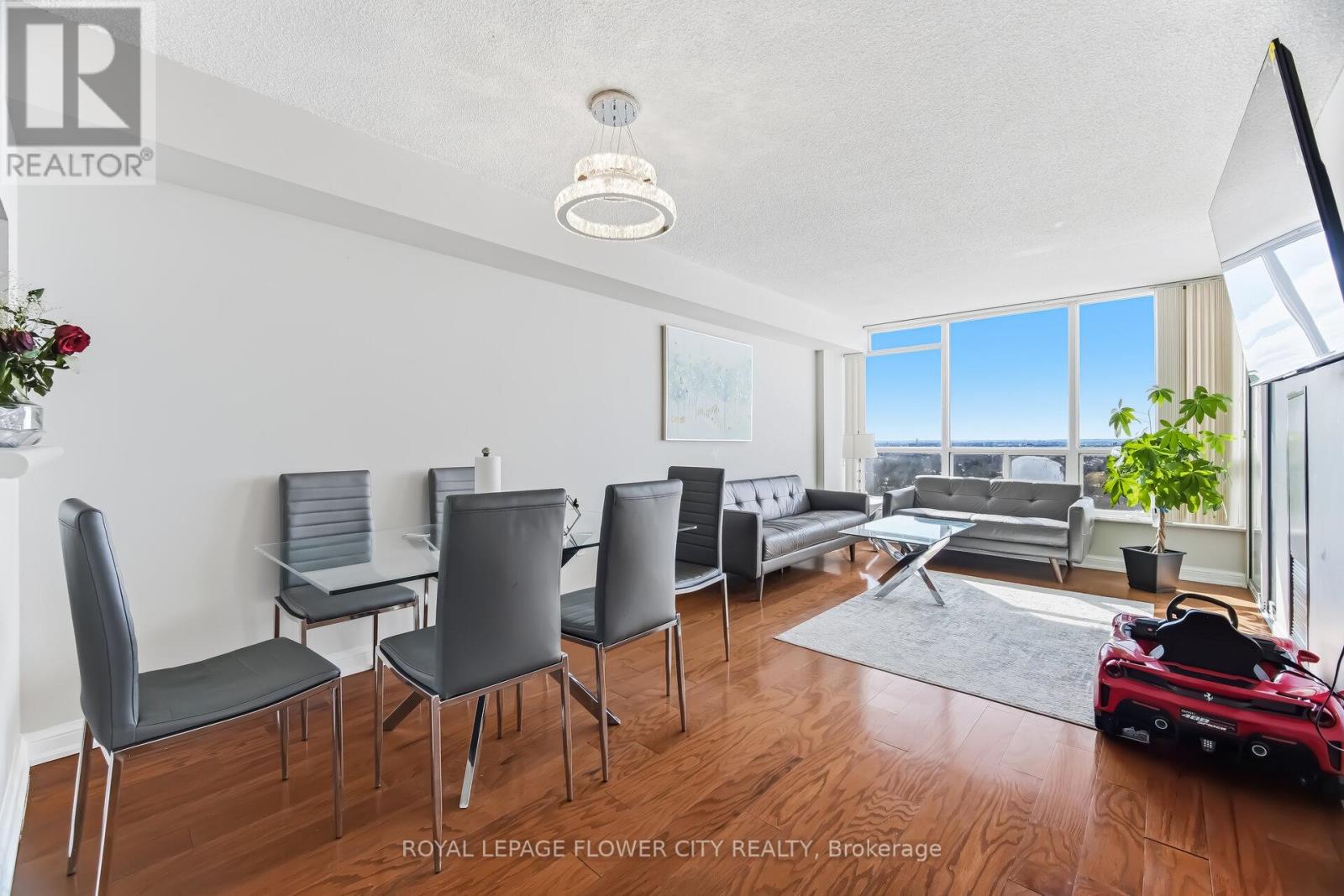 2103 - 22 Hanover Road, Brampton, Ontario  L6S 5K7 - Photo 32 - W12888586