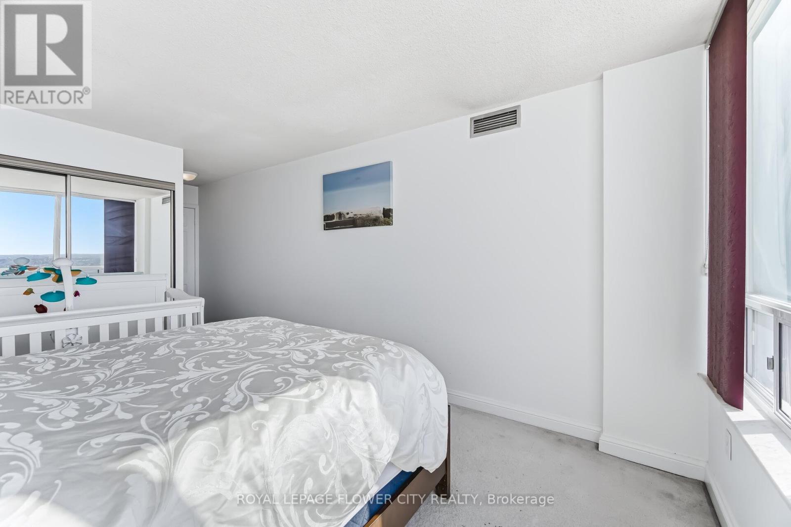 2103 - 22 Hanover Road, Brampton, Ontario  L6S 5K7 - Photo 39 - W12888586