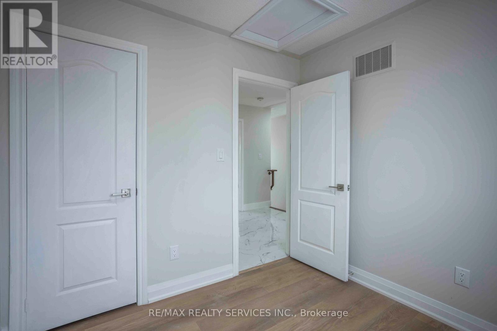 5 Sprucewood Road, Brampton, Ontario  L6Z 0J3 - Photo 32 - W12888612