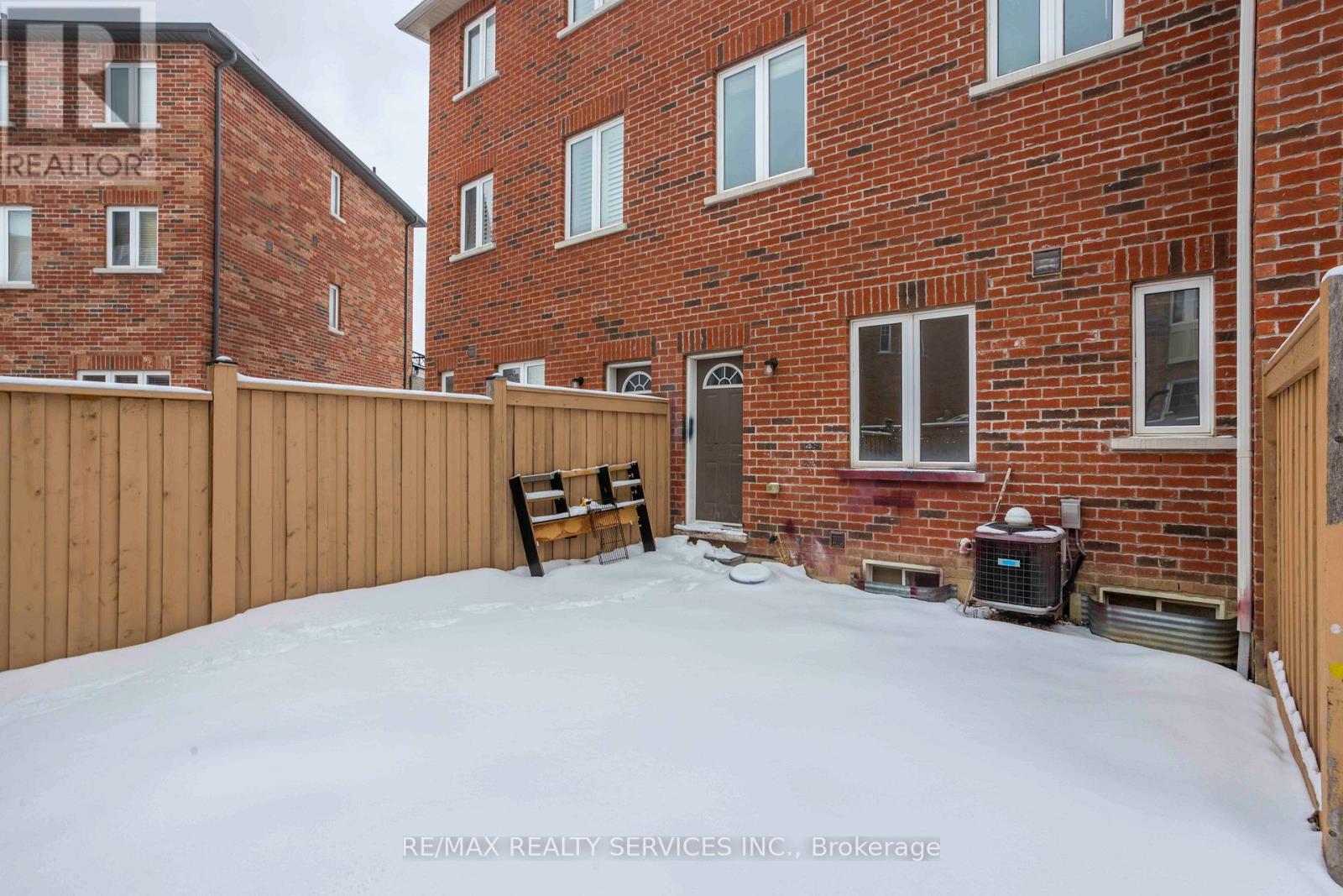 5 Sprucewood Road, Brampton, Ontario  L6Z 0J3 - Photo 37 - W12888612
