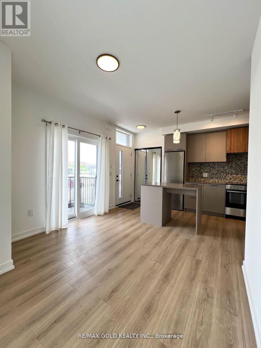 8 - 30 Lagerfeld Drive, Brampton, Ontario  L7A 5L5 - Photo 3 - W12888682