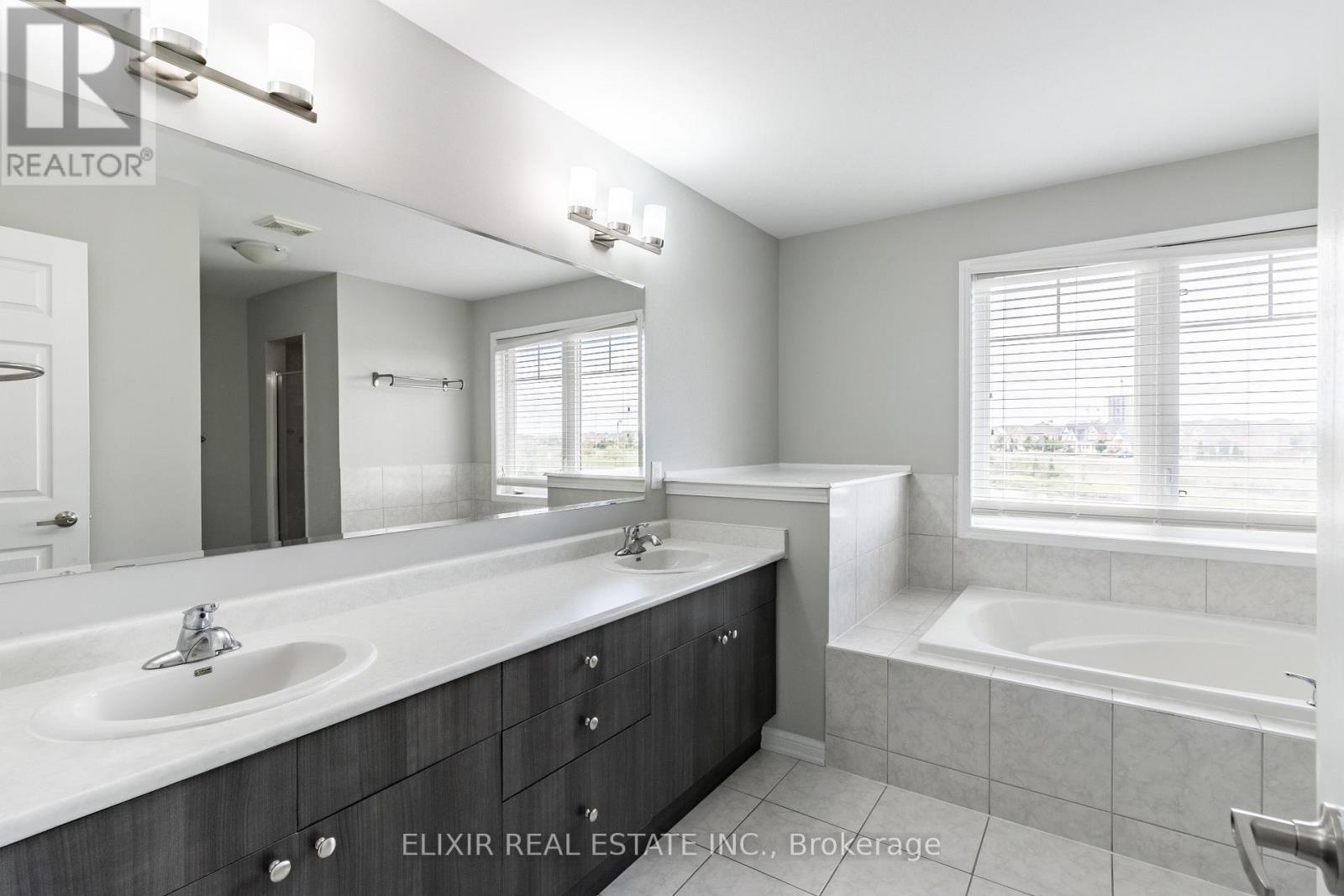 40 Personna Circle, Brampton, Ontario  L6X 0P1 - Photo 19 - W12888712