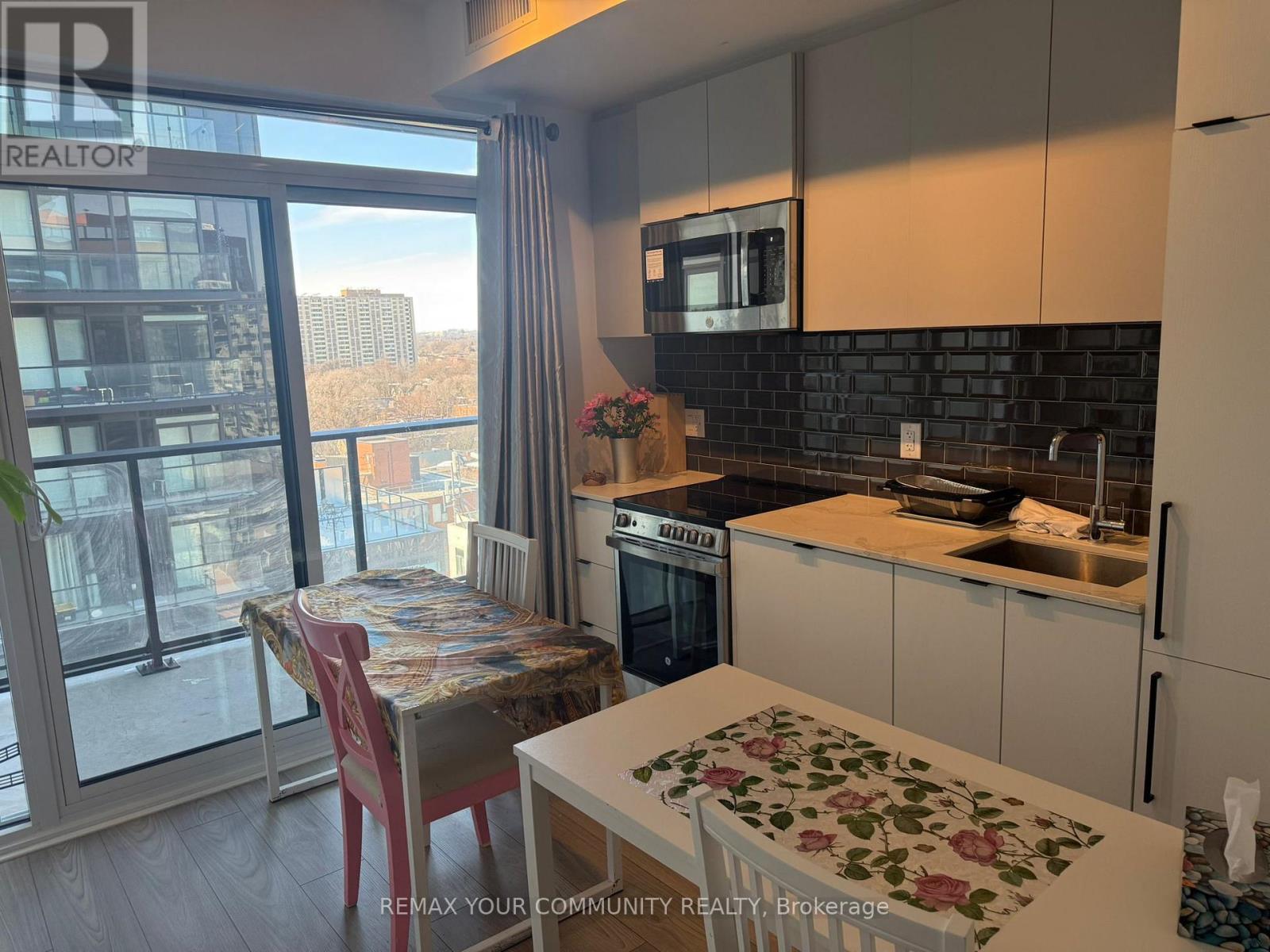 1005 - 285 Dufferin Street, Toronto, Ontario  M6K 0J2 - Photo 17 - W12888724