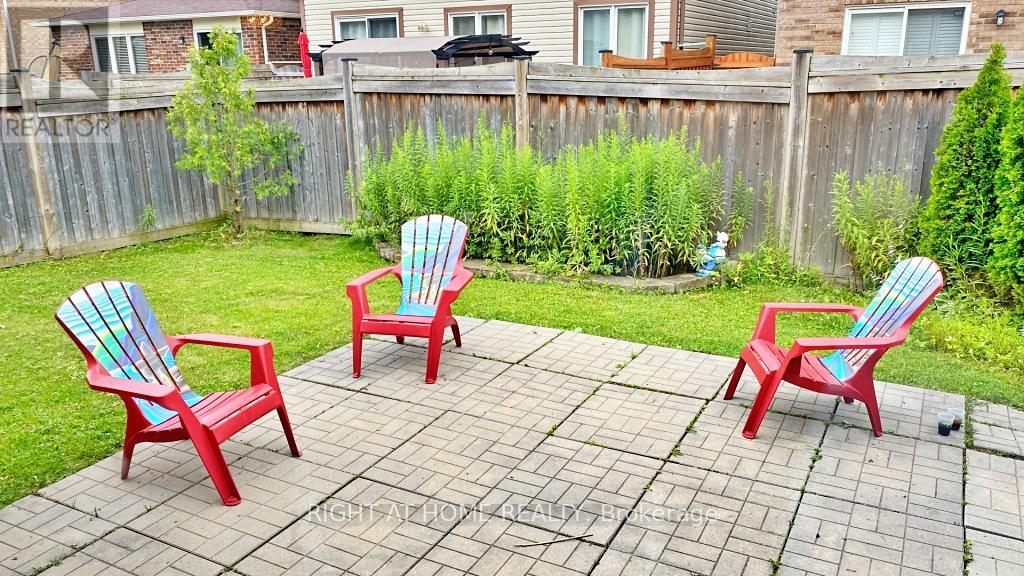 950 Whewell Trail, Milton, Ontario  L9T 8C5 - Photo 16 - W12888732