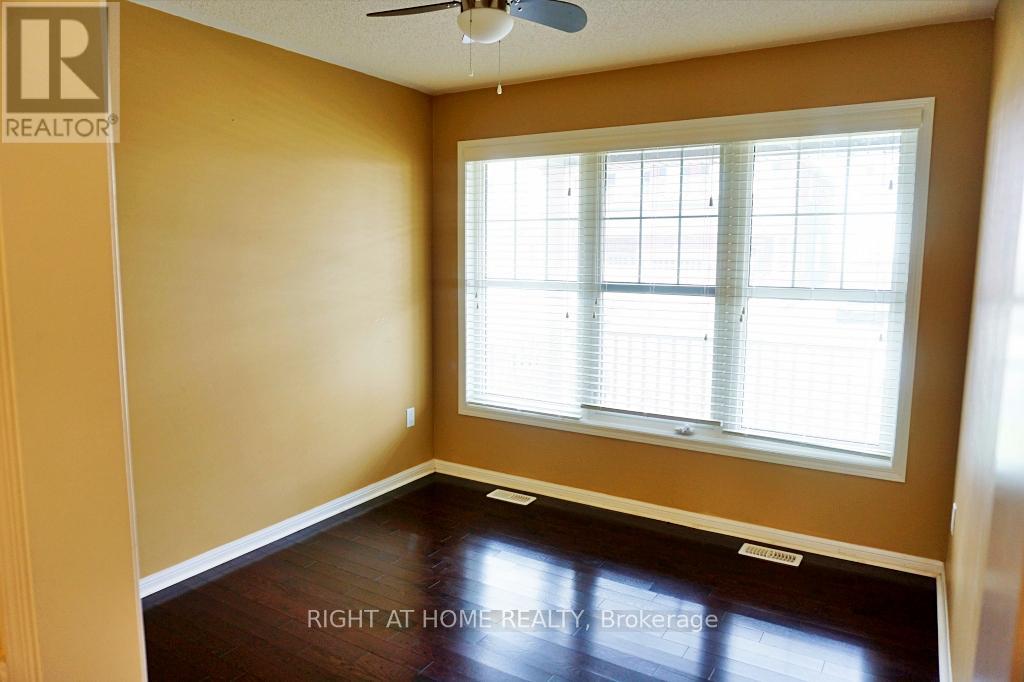 950 Whewell Trail, Milton, Ontario  L9T 8C5 - Photo 17 - W12888732