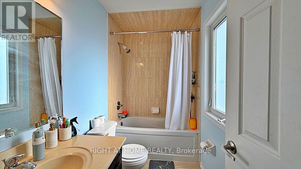 950 Whewell Trail, Milton, Ontario  L9T 8C5 - Photo 22 - W12888732