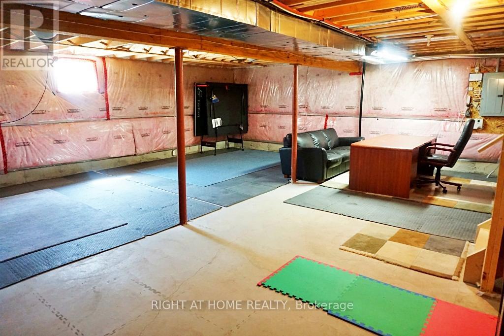 950 Whewell Trail, Milton, Ontario  L9T 8C5 - Photo 29 - W12888732