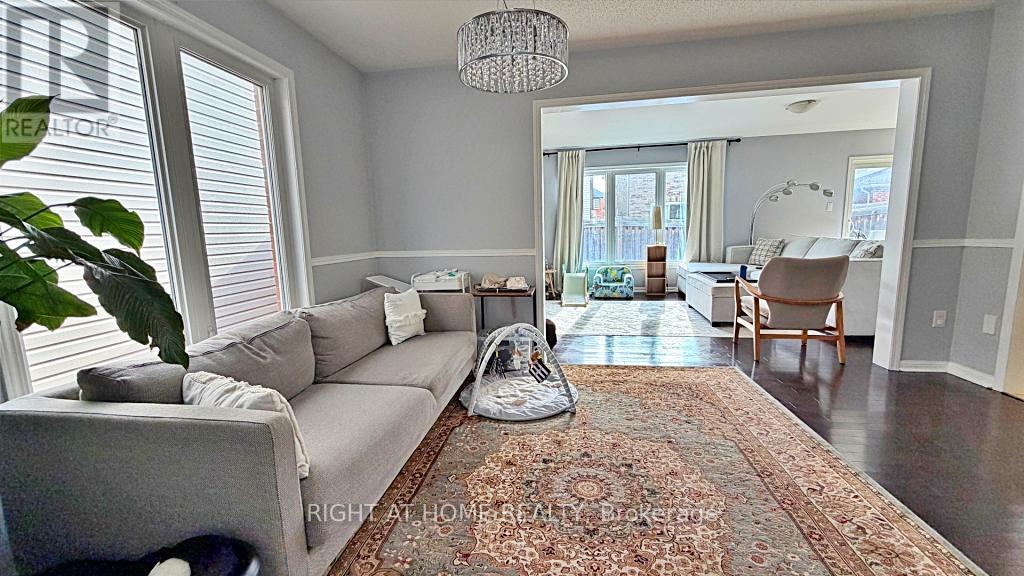 950 Whewell Trail, Milton, Ontario  L9T 8C5 - Photo 7 - W12888732