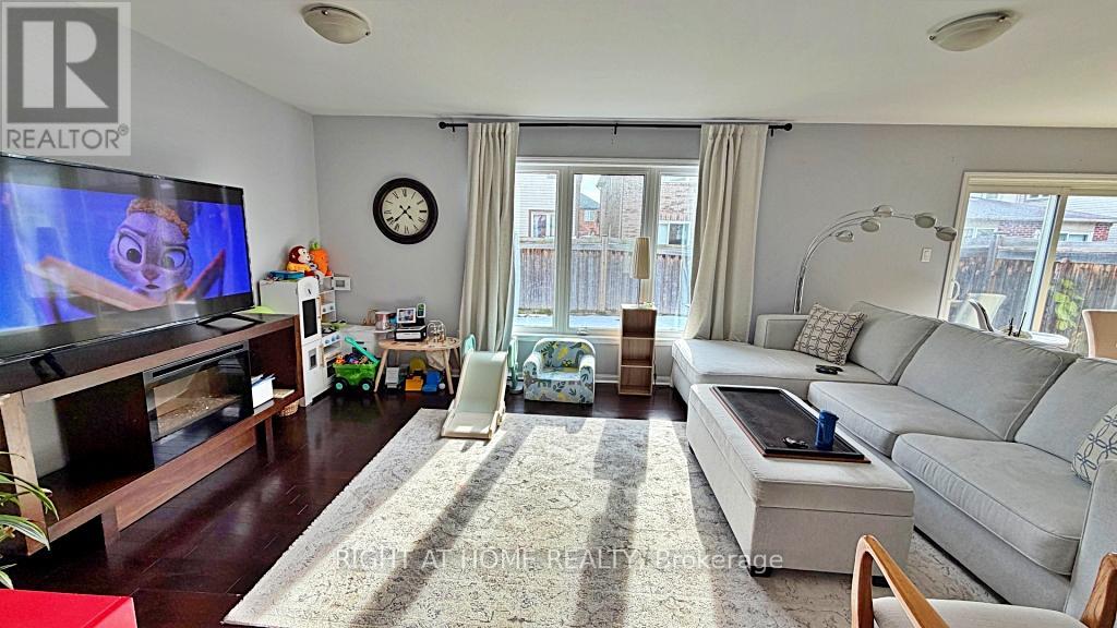 950 Whewell Trail, Milton, Ontario  L9T 8C5 - Photo 8 - W12888732