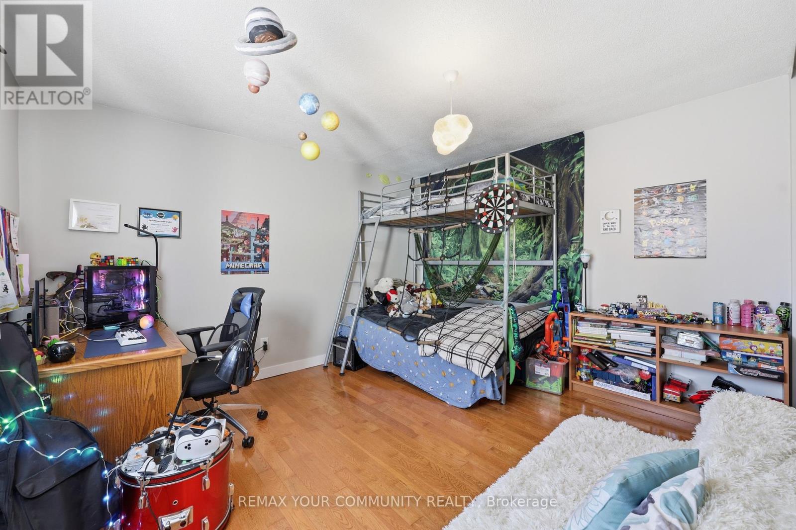 1431 Nesdale Court, Mississauga, Ontario  L5J 4M1 - Photo 26 - W12888734