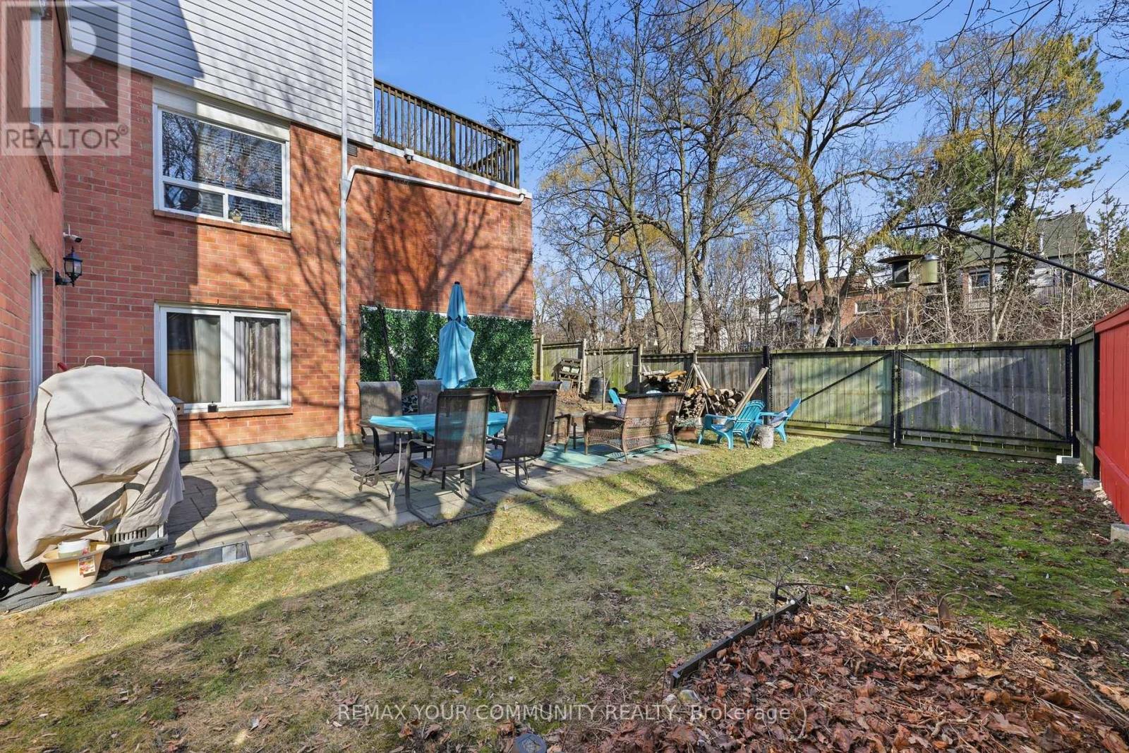 1431 Nesdale Court, Mississauga, Ontario  L5J 4M1 - Photo 28 - W12888734