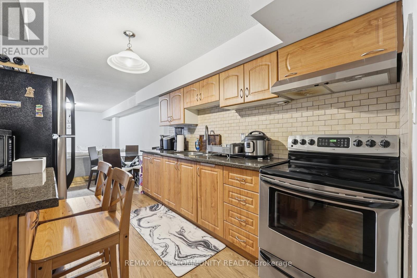 1431 Nesdale Court, Mississauga, Ontario  L5J 4M1 - Photo 36 - W12888734