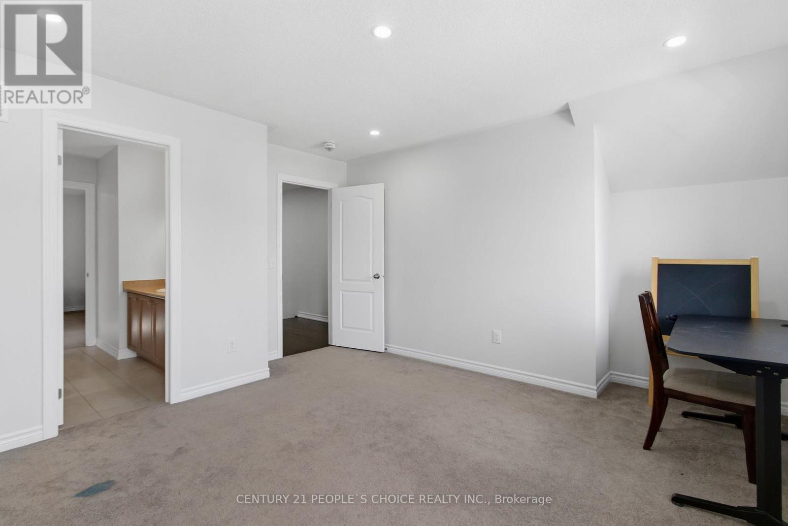 188 Bonnieglen Farm Boulevard, Caledon, Ontario  L7C 4C1 - Photo 23 - W12888752