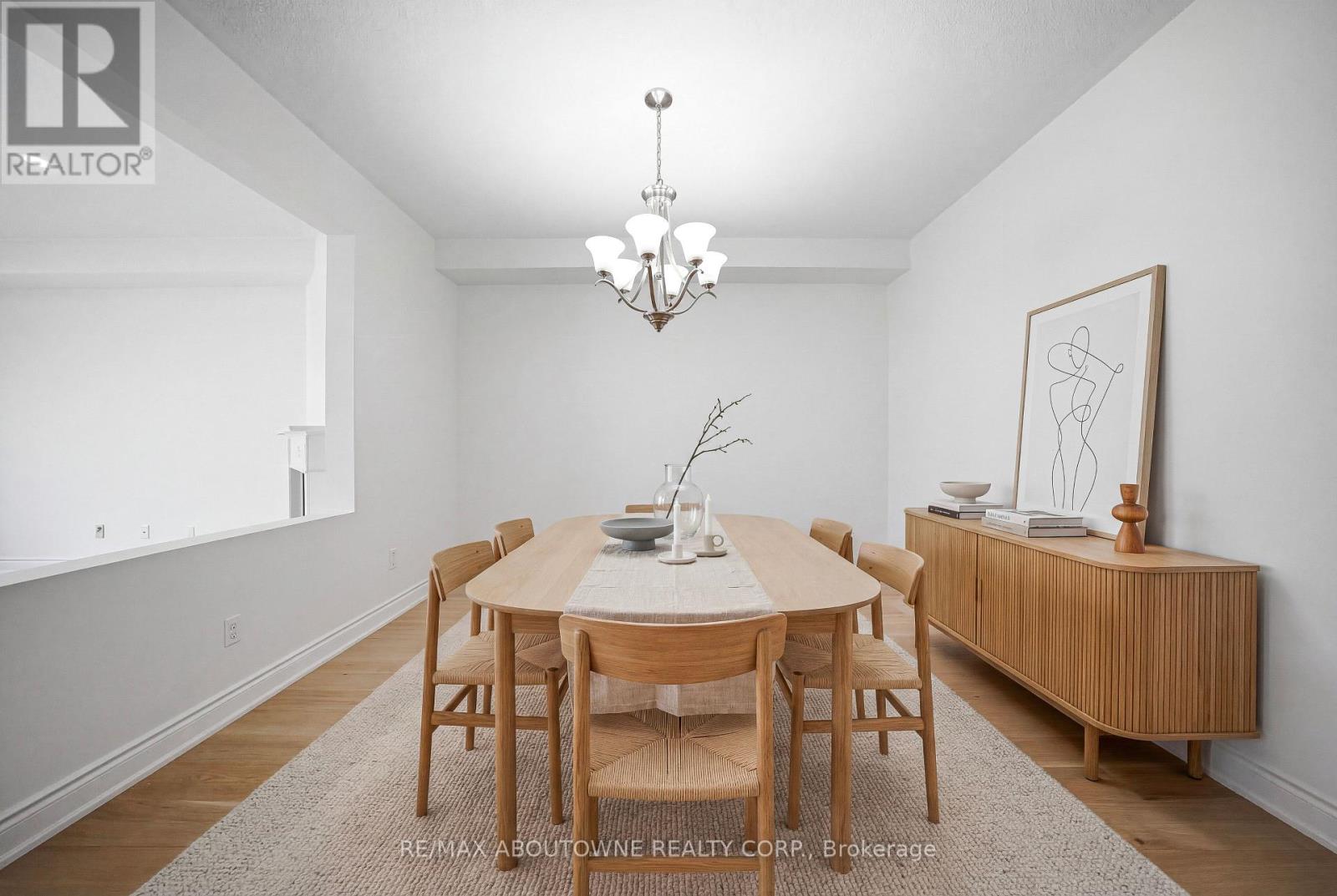 897 Stoutt Crescent, Milton, Ontario  L9T 7R1 - Photo 6 - W12888768