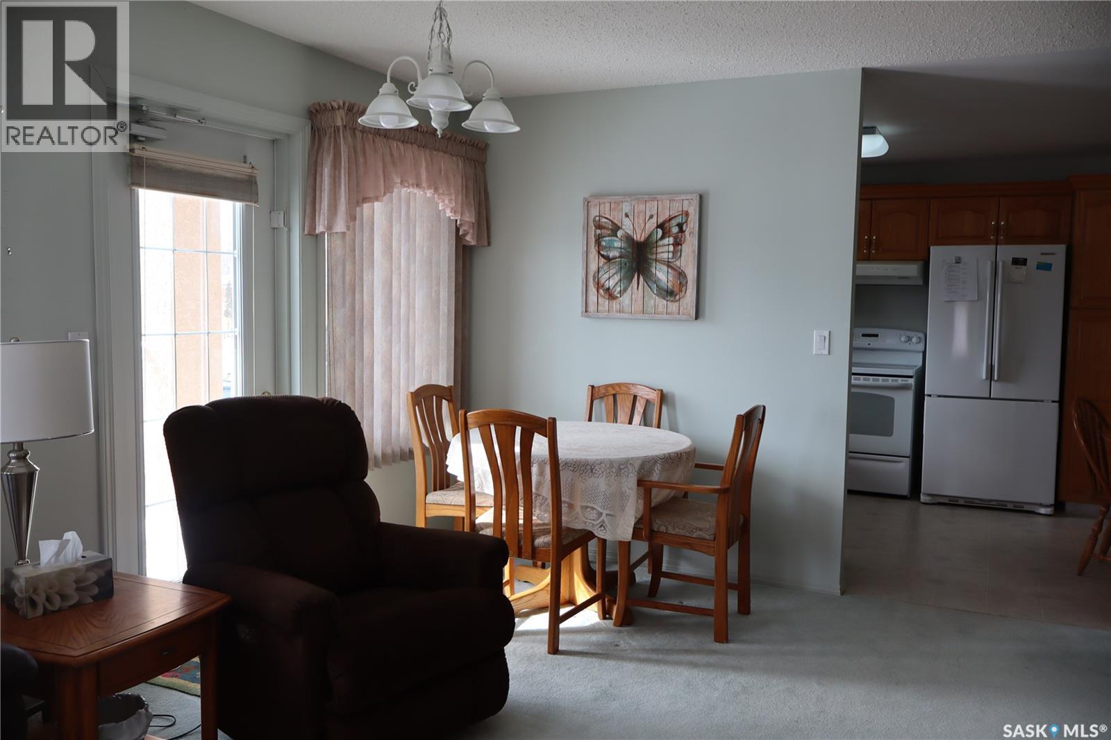 101 226 3rd Avenue W, Assiniboia, Saskatchewan  S0H 3R0 - Photo 12 - SK030530