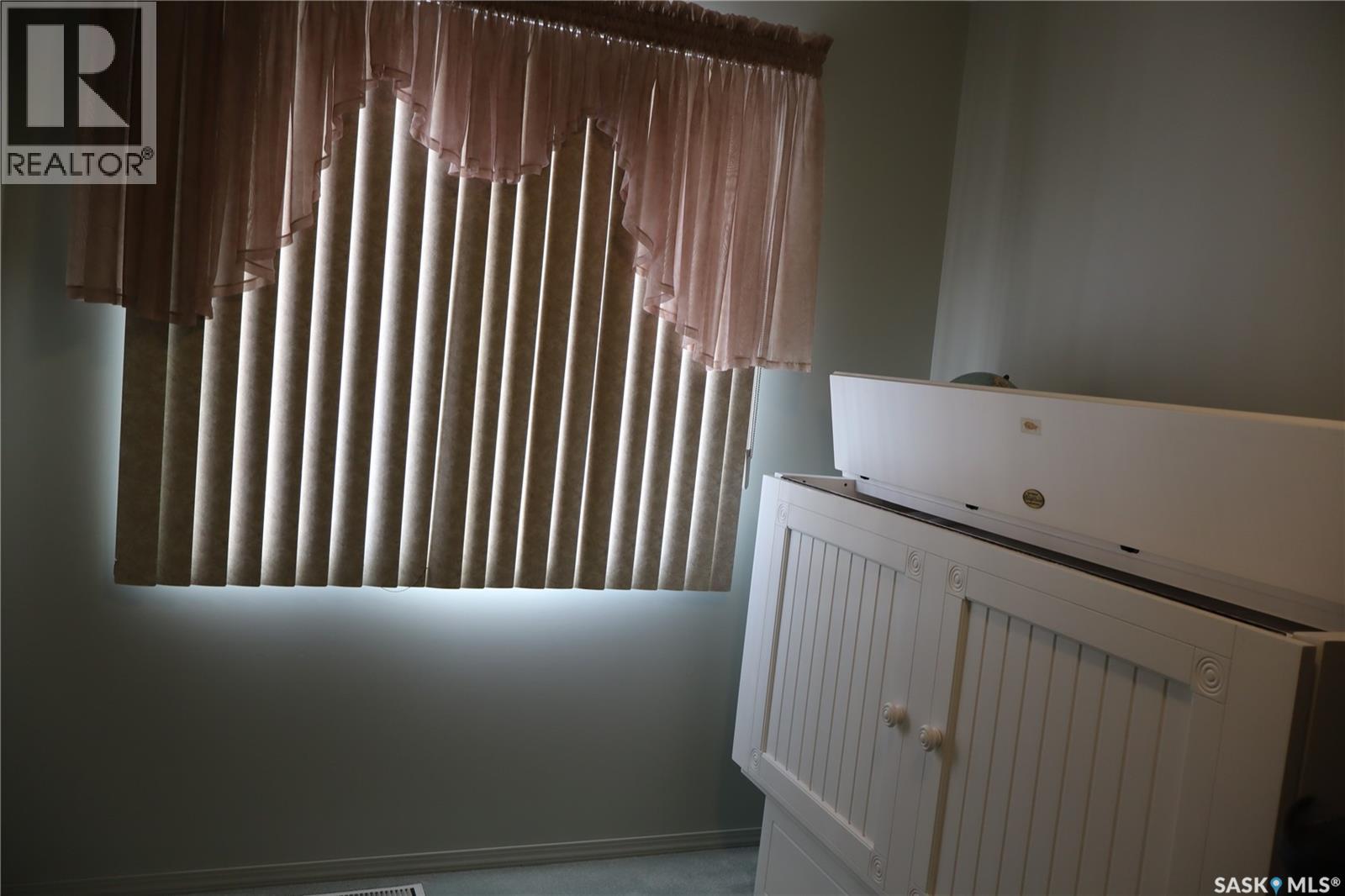 101 226 3rd Avenue W, Assiniboia, Saskatchewan  S0H 3R0 - Photo 17 - SK030530