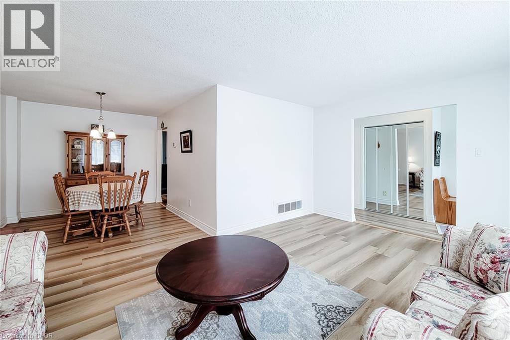 36 Hillcrest Avenue, Brantford, Ontario  N3T 5X8 - Photo 13 - 40812329