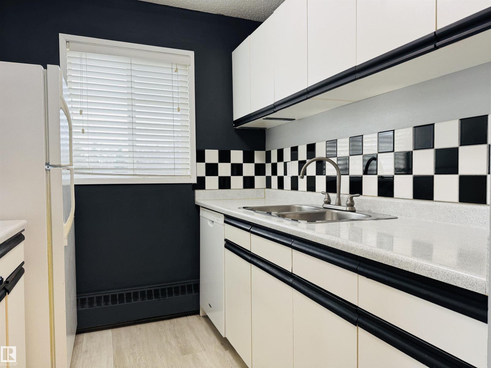 #347 10520 120 St Nw, Edmonton, Alberta  T5H 4L7 - Photo 10 - E4470297