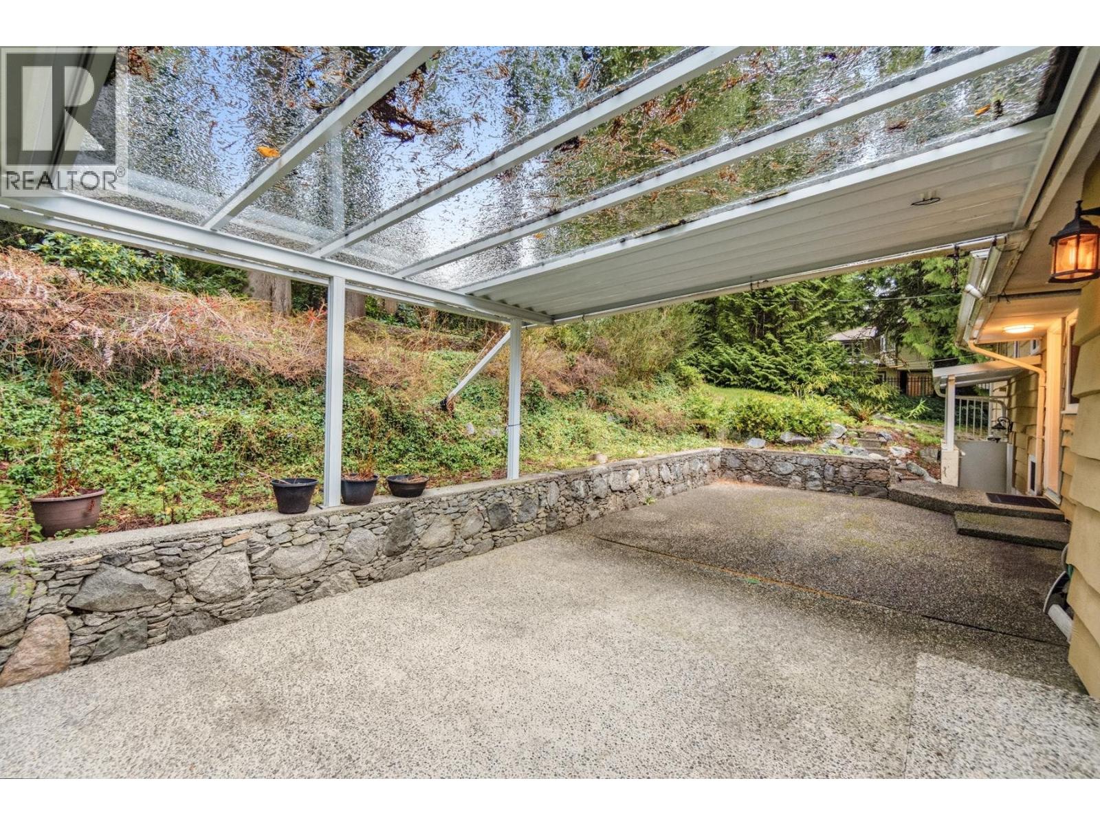 315 Stevens Drive, West Vancouver, British Columbia  V7S 1C7 - Photo 35 - R3100092