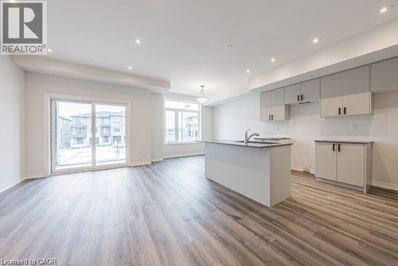 155 Equestrian Way Unit# 141, Cambridge, Ontario  N3E 0B8 - Photo 5 - 40812650