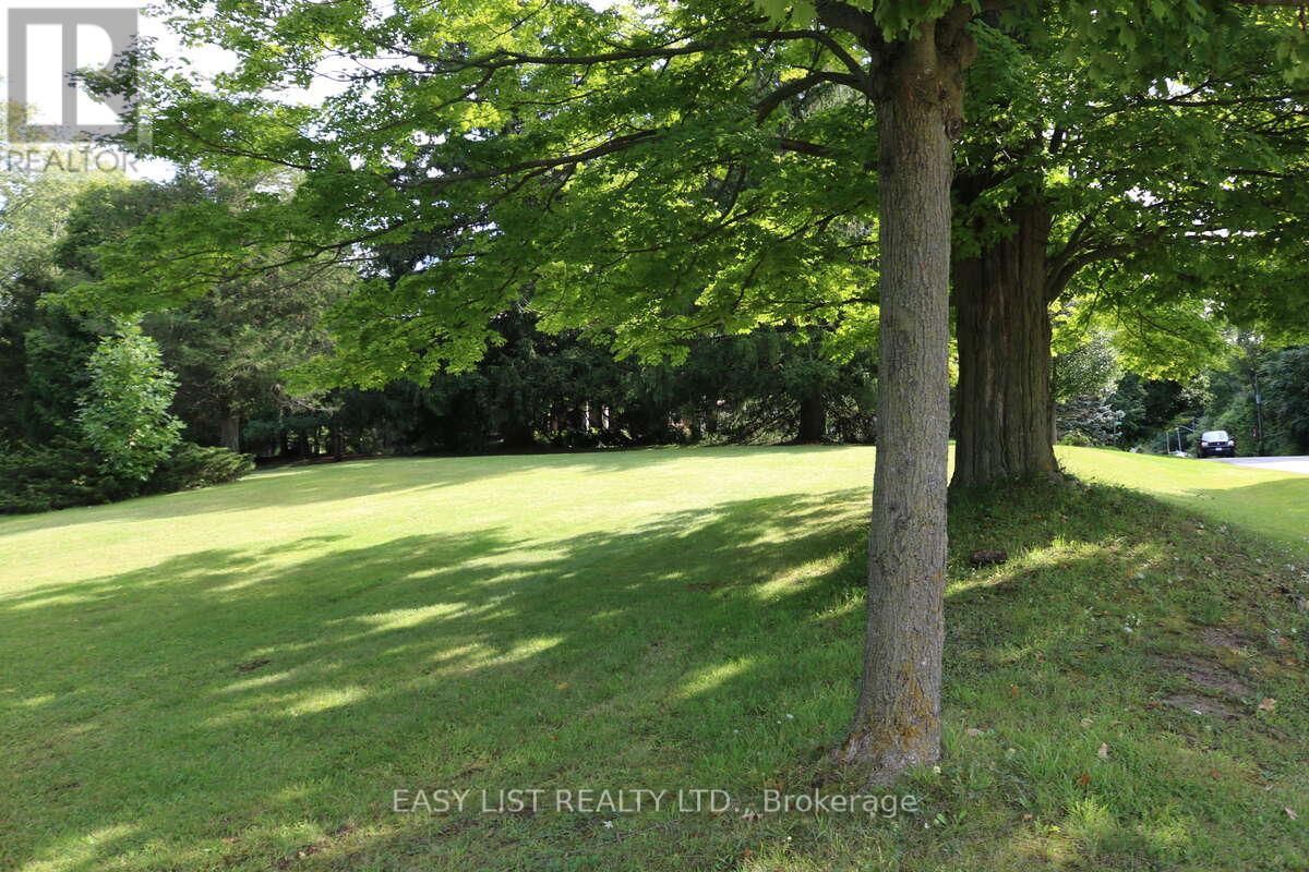 1109 Effingham Street, Pelham, Ontario  L0S 1C0 - Photo 31 - X12888636