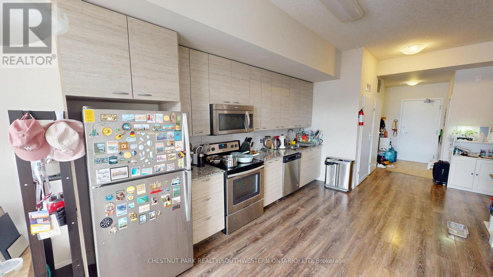 216 - 253 Albert Street, Waterloo, Ontario  N2L 0G3 - Photo 6 - X12888750