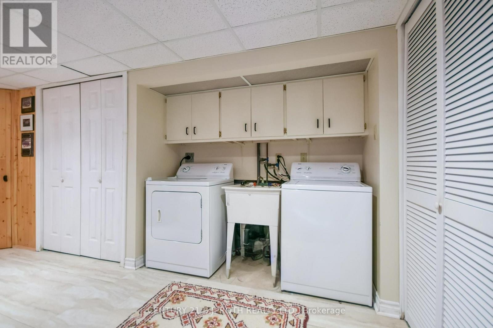 228 Spencer Avenue, Essa, Ontario  L0L 2N0 - Photo 29 - N12887418