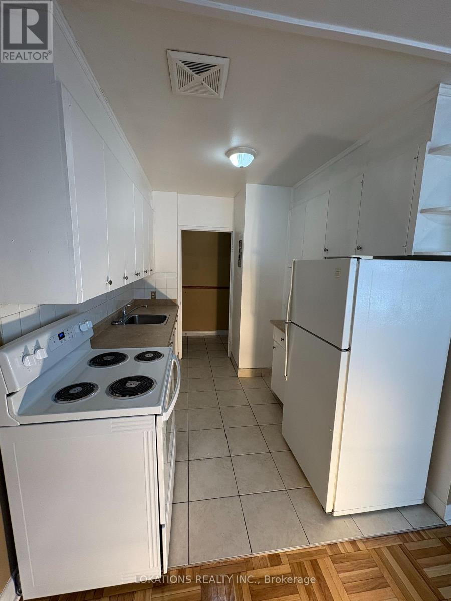 313 - 2135 Avenue Road, Toronto, Ontario  M5M 3M6 - Photo 4 - C12770264