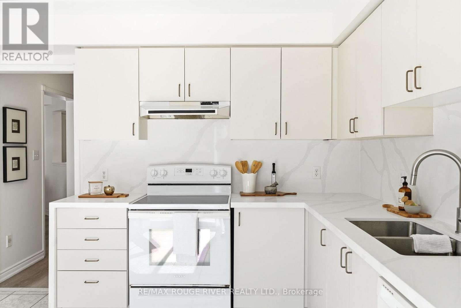 82 Havenwood Place, Whitby, Ontario  L1N 9V7 - Photo 16 - E12888826