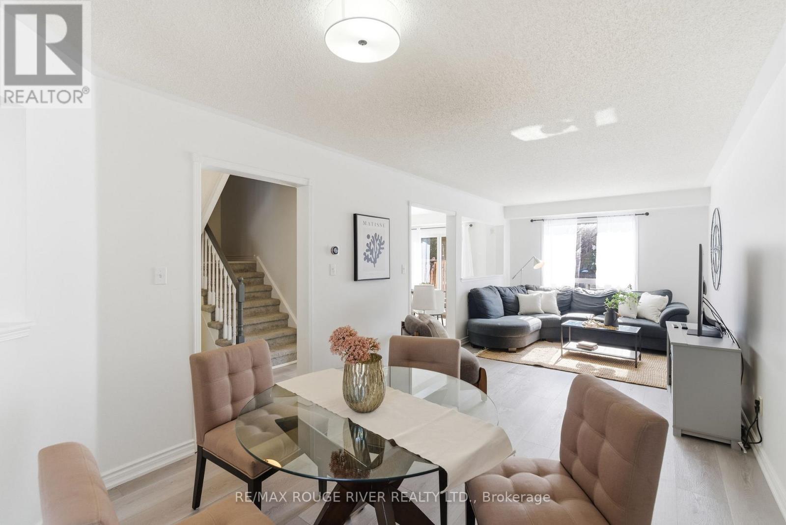 82 Havenwood Place, Whitby, Ontario  L1N 9V7 - Photo 5 - E12888826