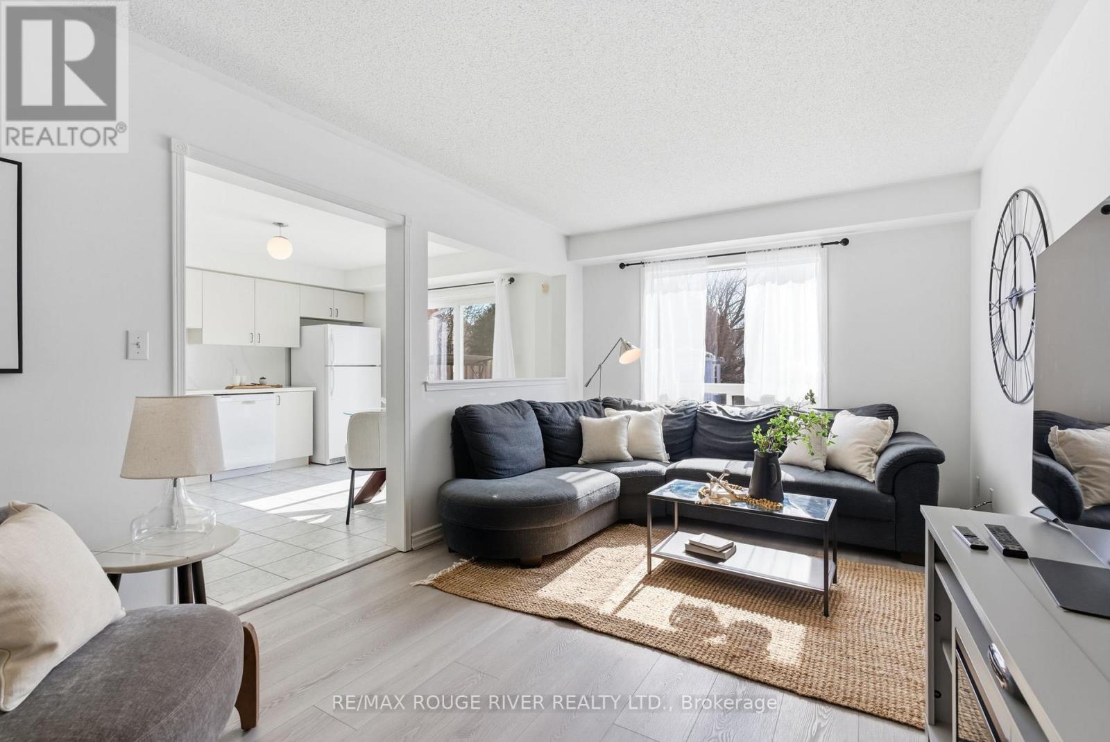 82 Havenwood Place, Whitby, Ontario  L1N 9V7 - Photo 8 - E12888826