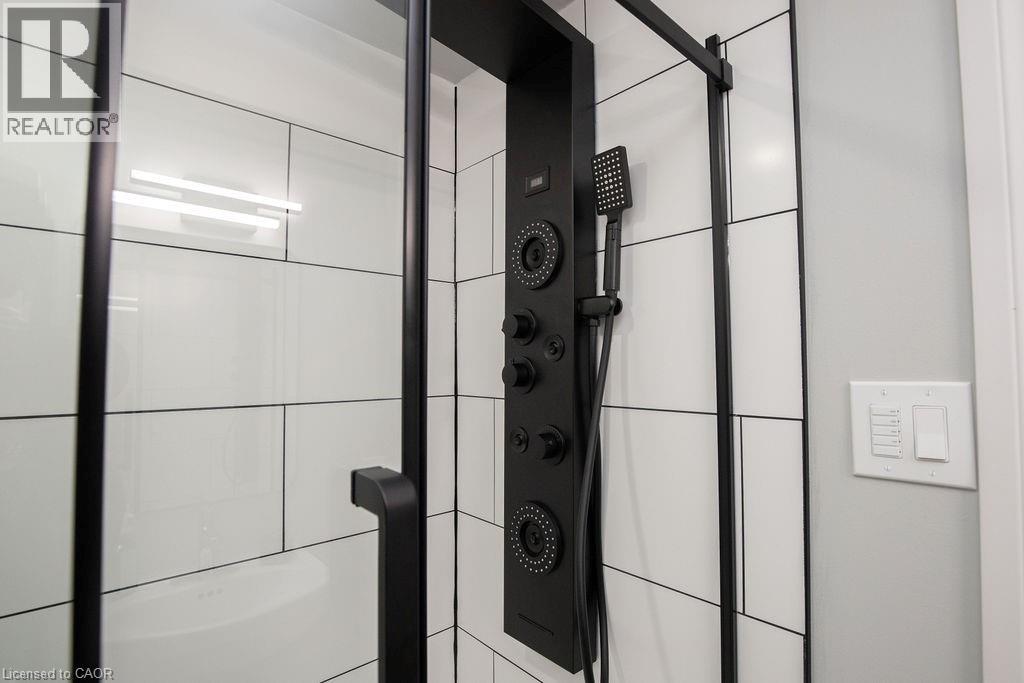 138 Victor Boulevard, Hamilton, Ontario  L9A 2V4 - Photo 28 - 40781118