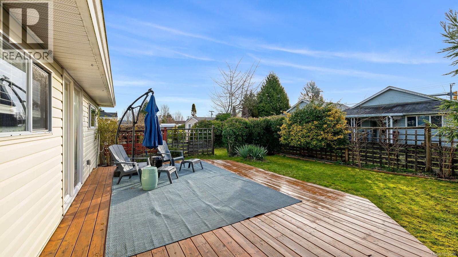 660 25th St, Courtenay, British Columbia  V9N 8J3 - Photo 36 - 1029040