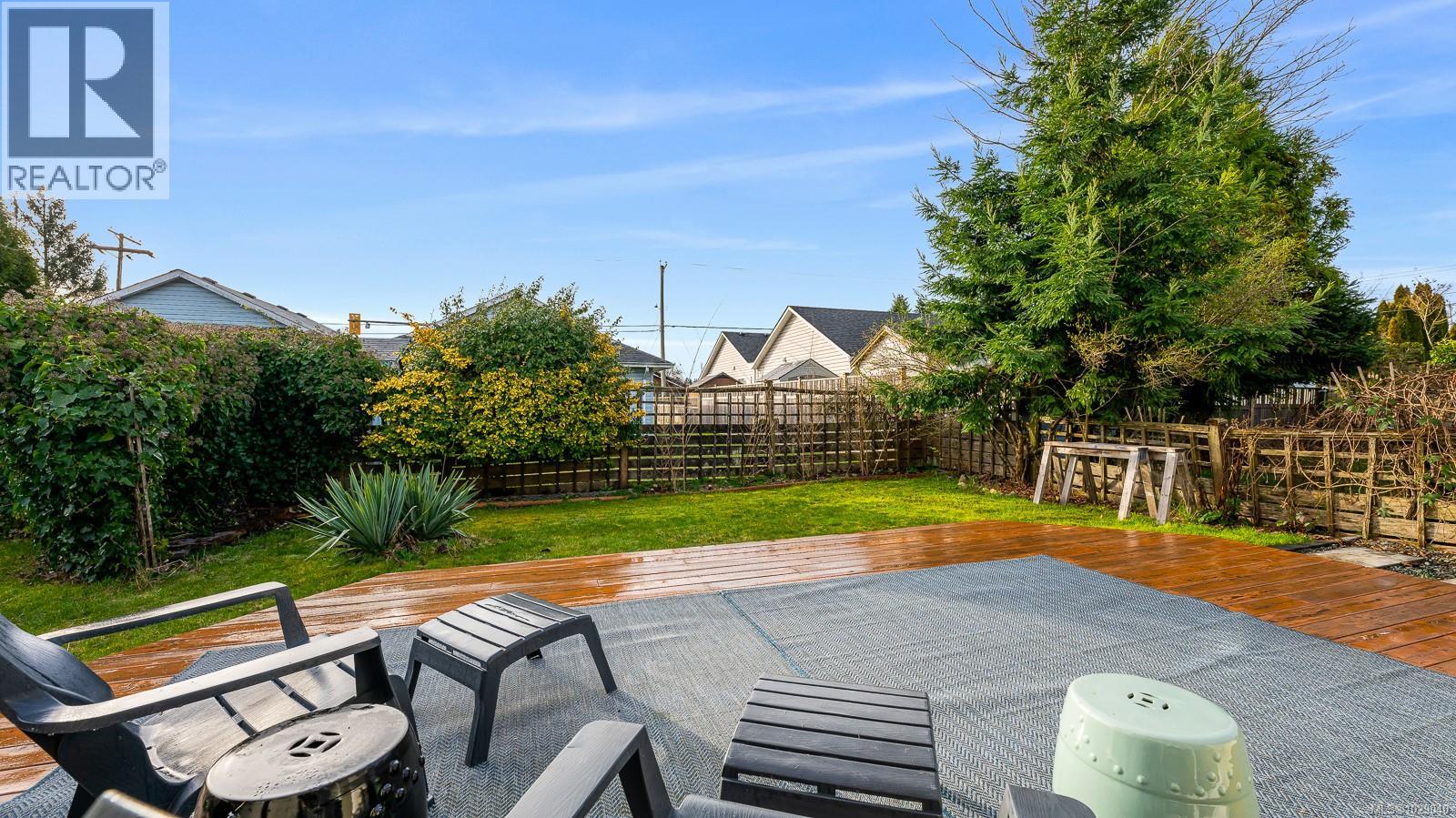 660 25th St, Courtenay, British Columbia  V9N 8J3 - Photo 37 - 1029040