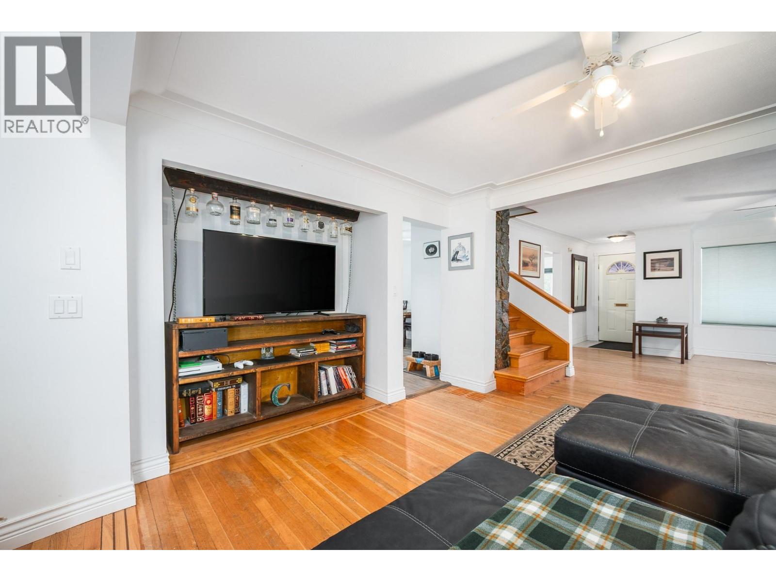 376 Beach Avenue, Kelowna, British Columbia  V1Y 5R6 - Photo 12 - 10379373