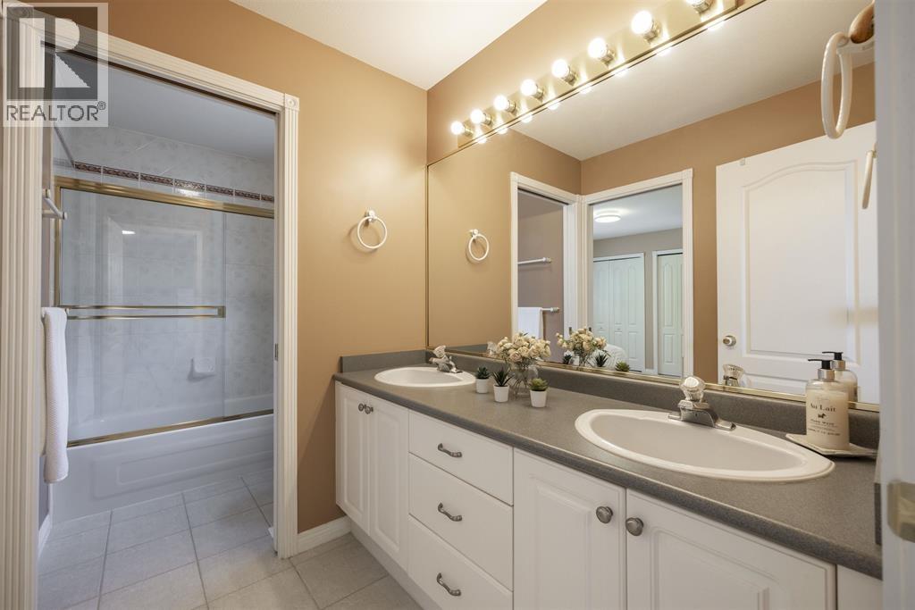 218 Parkside Drive, Port Moody, British Columbia V3H 4Z6 - Photo 25 - R3098271