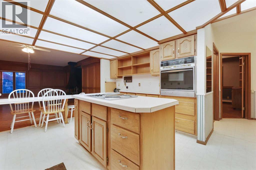 281141 Township Road 274, Rural Rocky View County, Alberta  T4A 2S3 - Photo 16 - A2286844