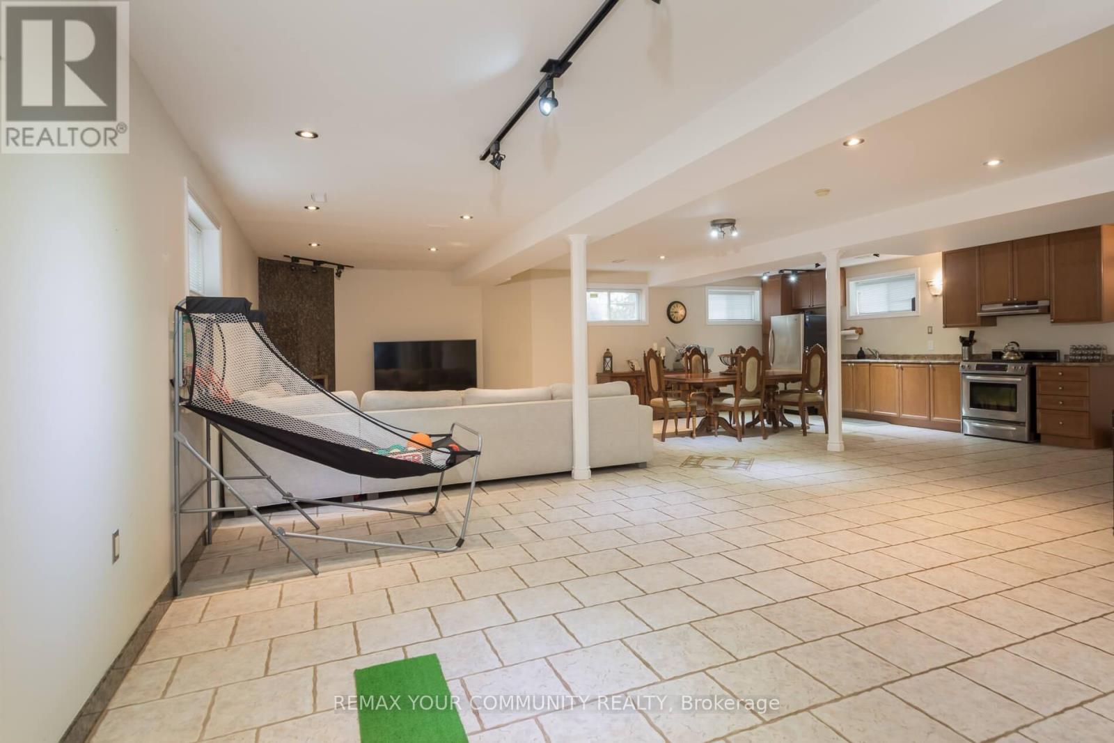 63 Rolling Hills Lane, Caledon, Ontario  L7E 1T8 - Photo 27 - W12888310