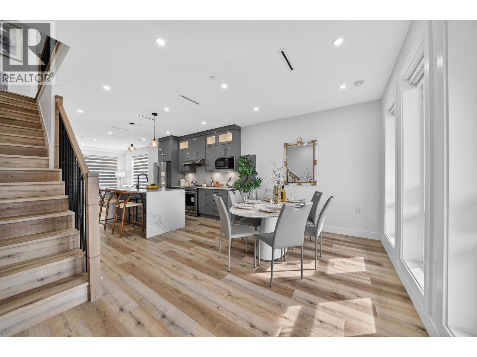 516 W 60th Avenue, Vancouver, British Columbia V6P 1Z7 - Photo 5 - R3100192