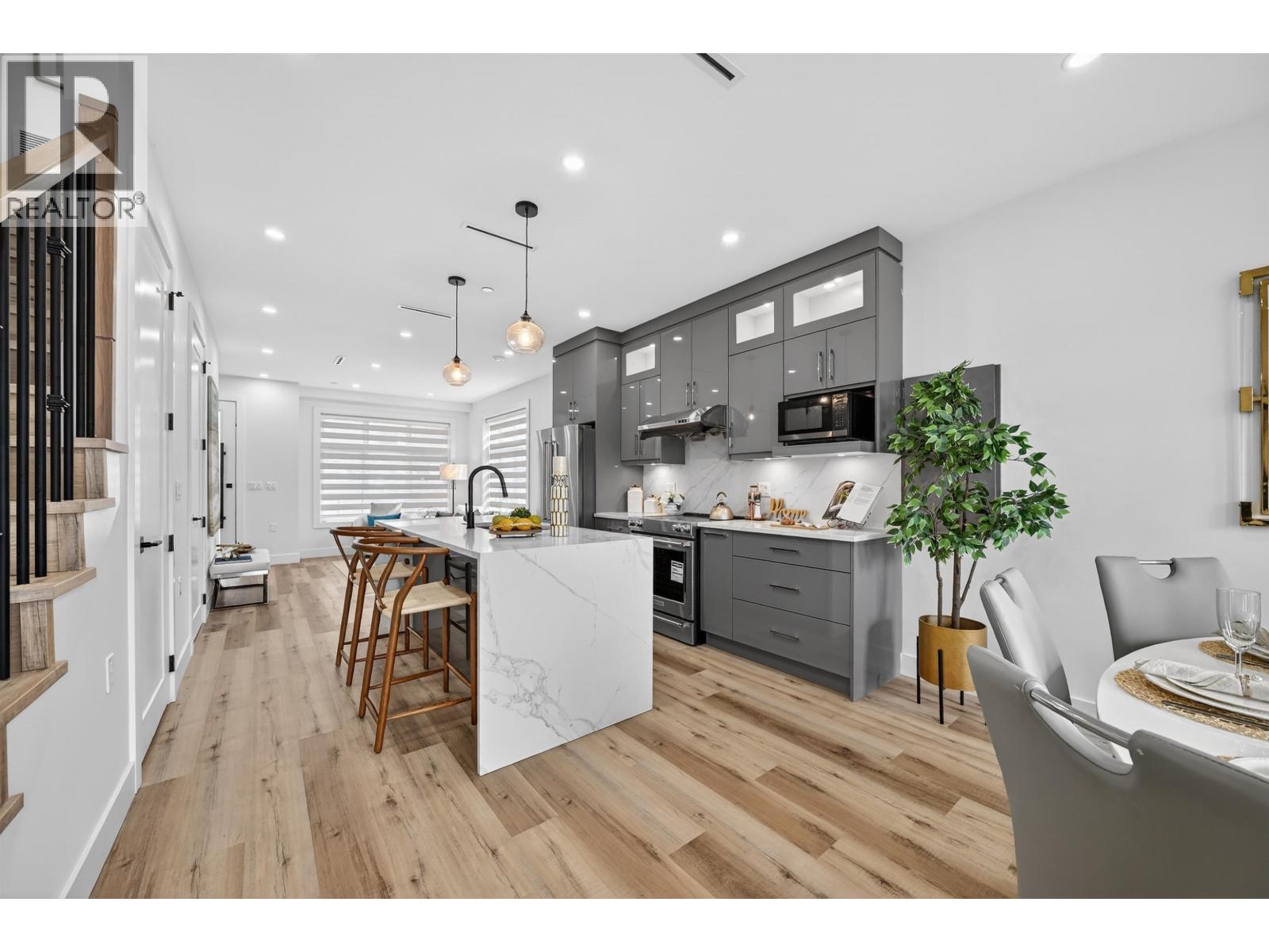 516 W 60th Avenue, Vancouver, British Columbia V6P 1Z7 - Photo 6 - R3100192