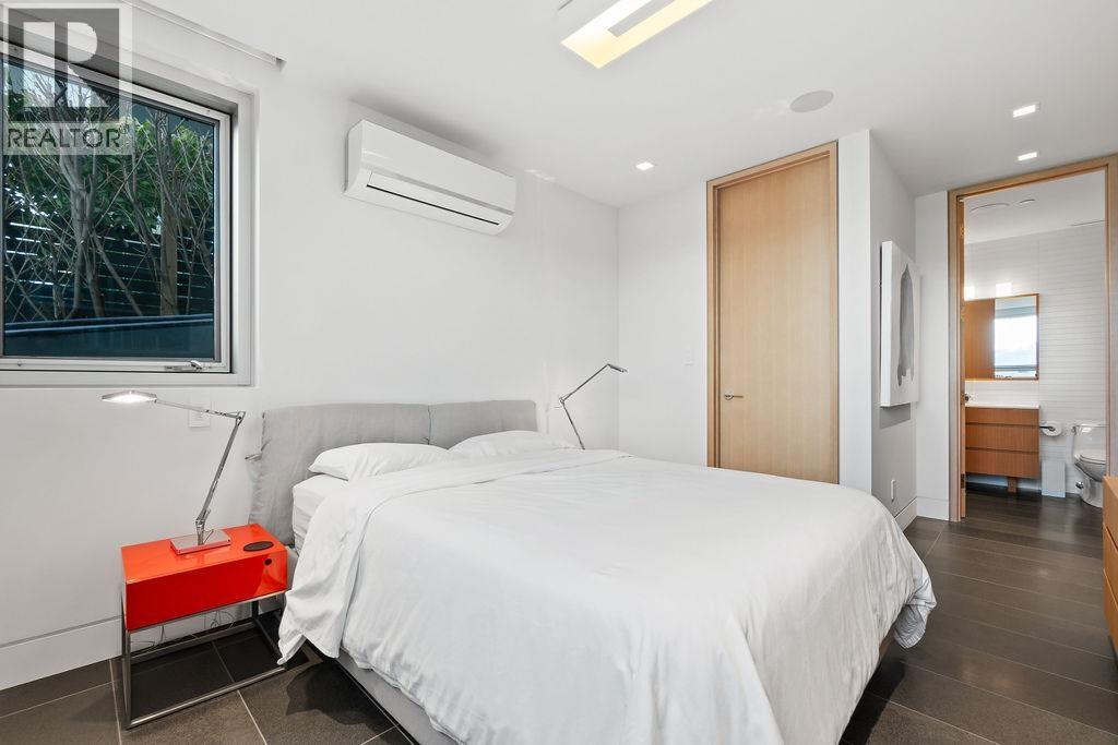 2705 W 30th Avenue, Vancouver, British Columbia V6L 1Y8 - Photo 31 - R3100185