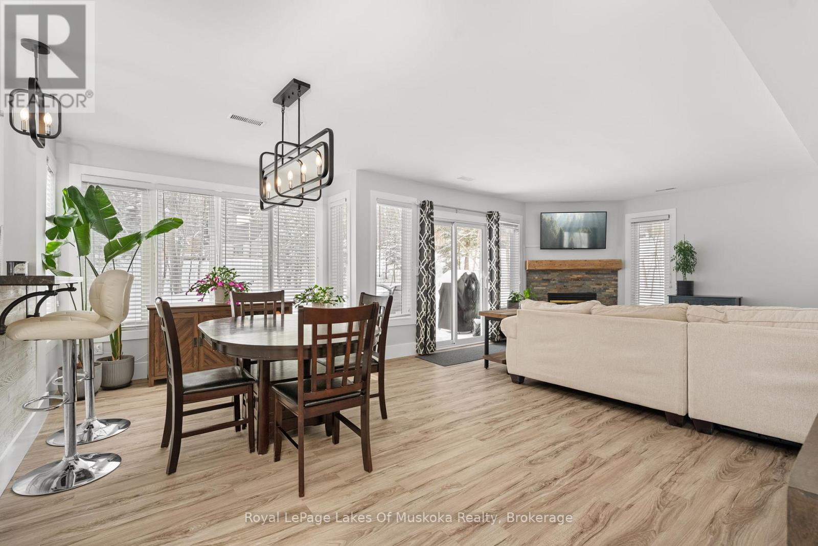 4 - 1551 Hidden Valley Road, Huntsville (Chaffey), Ontario  P1H 1A4 - Photo 6 - X12888800