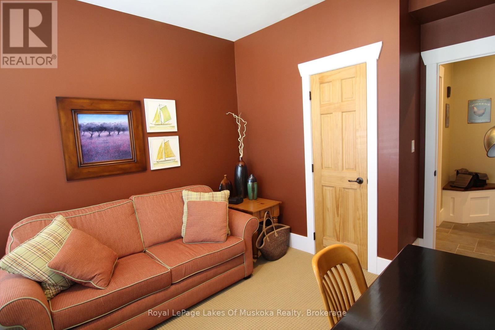 V1, W1 - 1020 Birch Glen Road, Lake Of Bays (Mclean), Ontario  P0B 1A0 - Photo 21 - X12888884